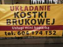 Układanie kostki brukowej Mini koparka