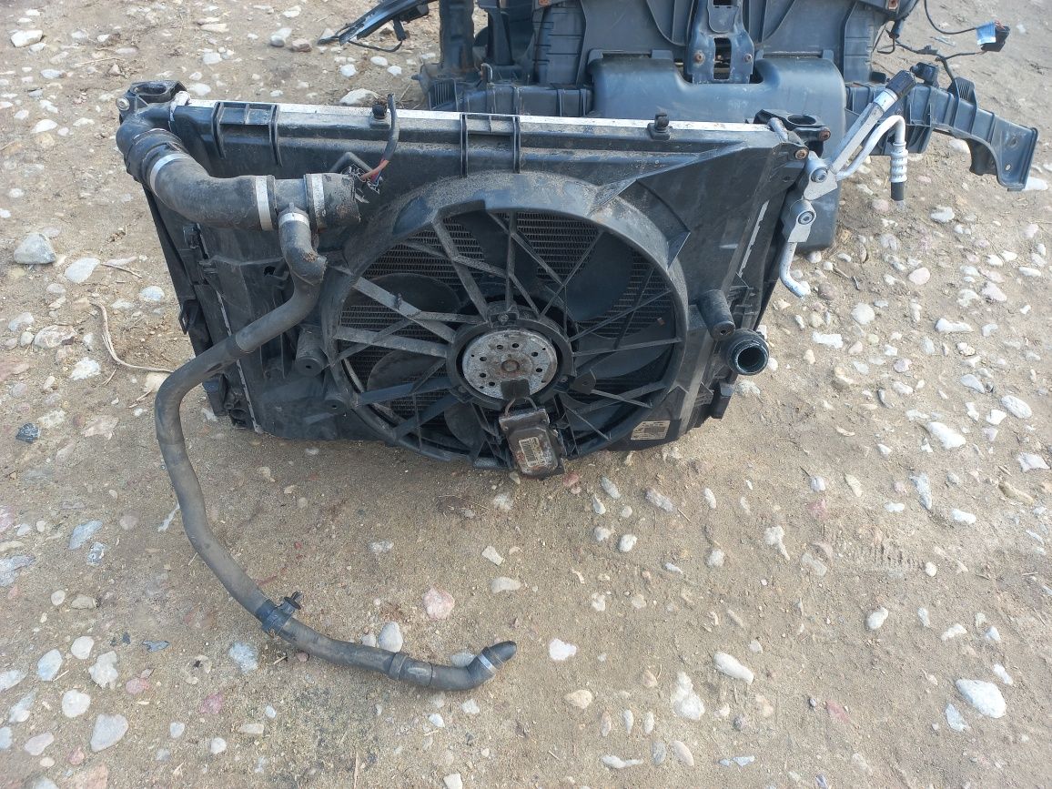 Pas przedni przód wzmocnienie czołowe kompletny chłodnice bmw e87 lift