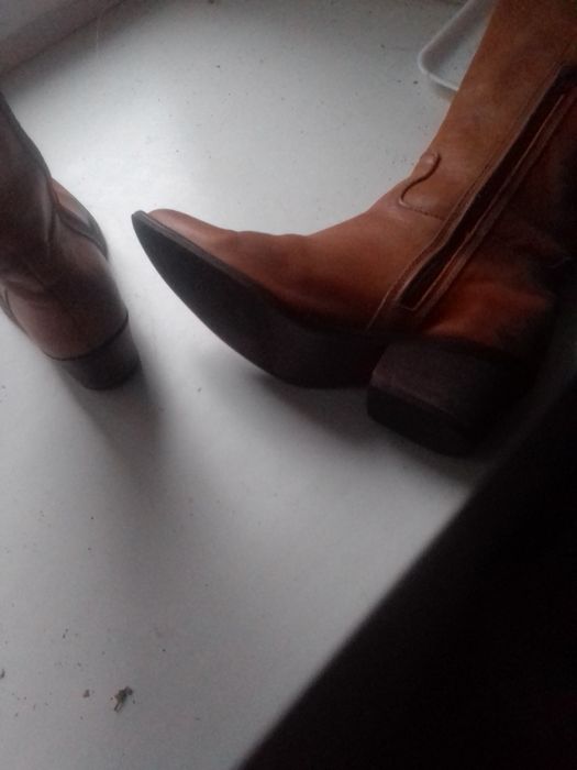 Женские зимние кожаные сапоги