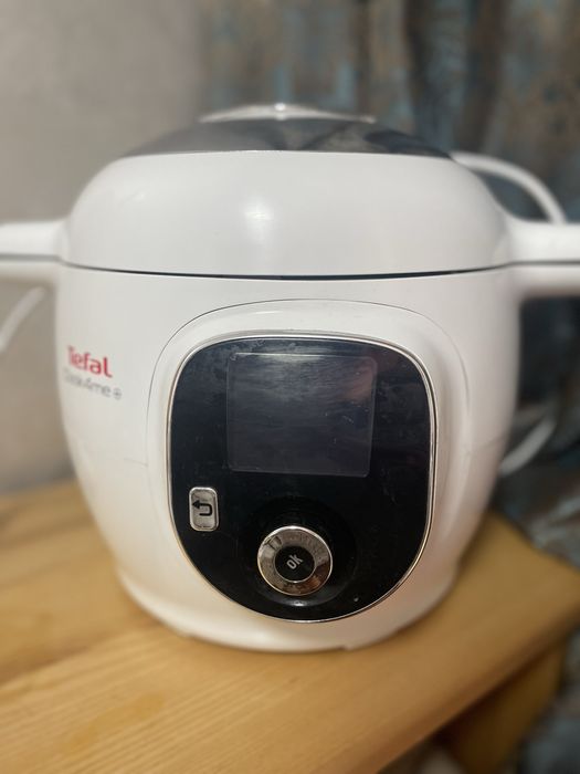 Мультиварка-скороварка Tefal CY851130