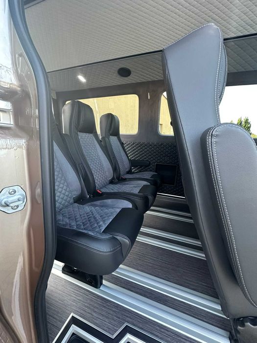 Transfer przewóz TAXI 8 osób na lotnisko Szczecin Berlin Poznań itp.