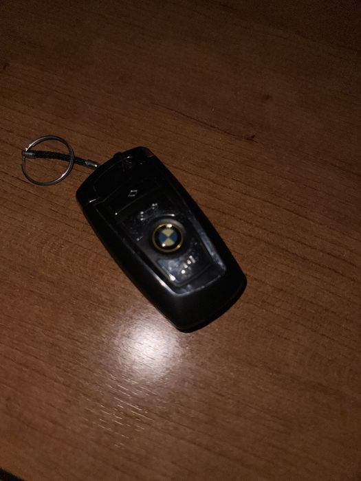 PenDrive (16GB) a imitar chave da BMW