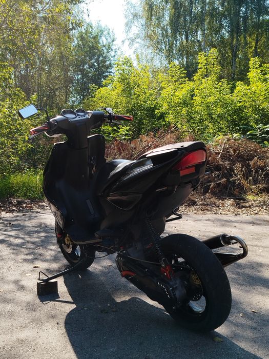 Yamaha Aerox MK2 racing