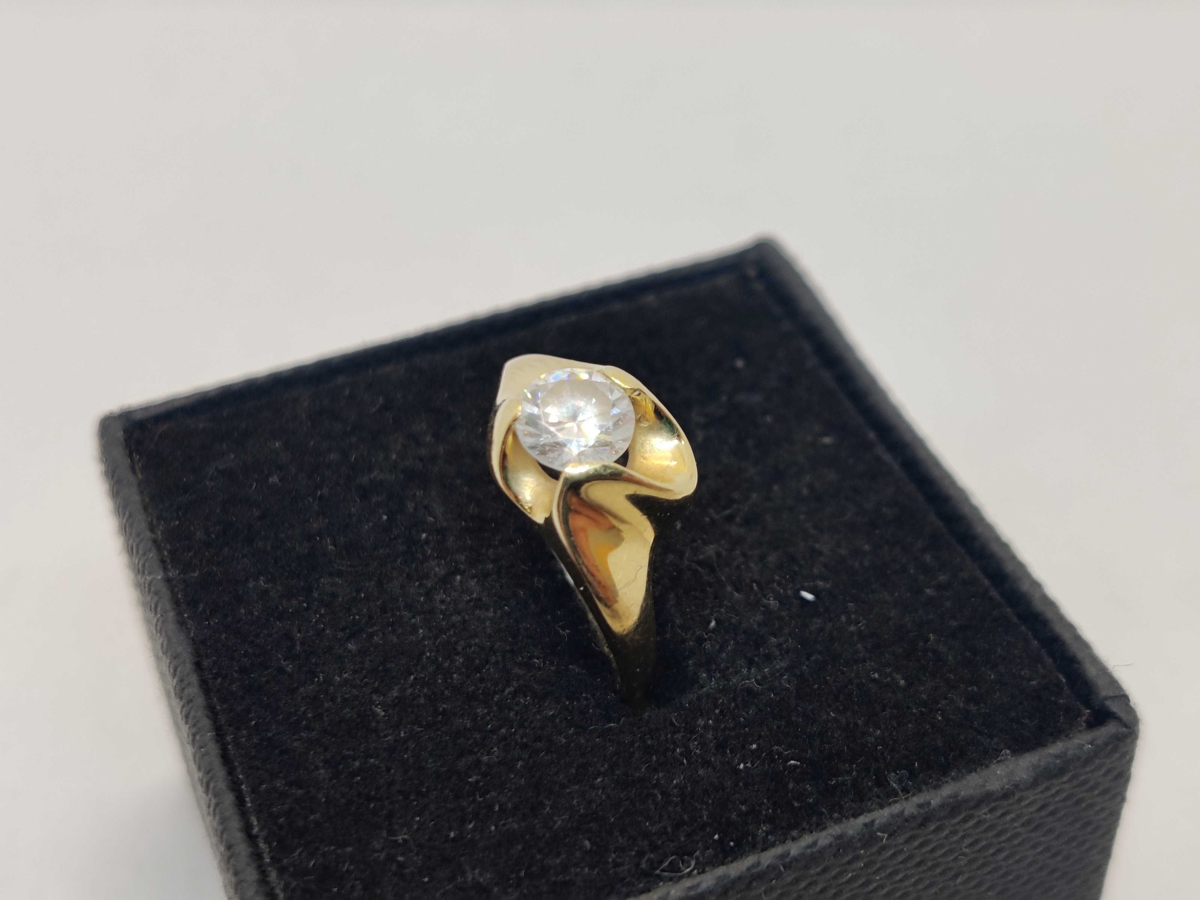 Złoty pierścionek z oczkiem 2,25g pr585 r.12; Lombard Jasło Igielna