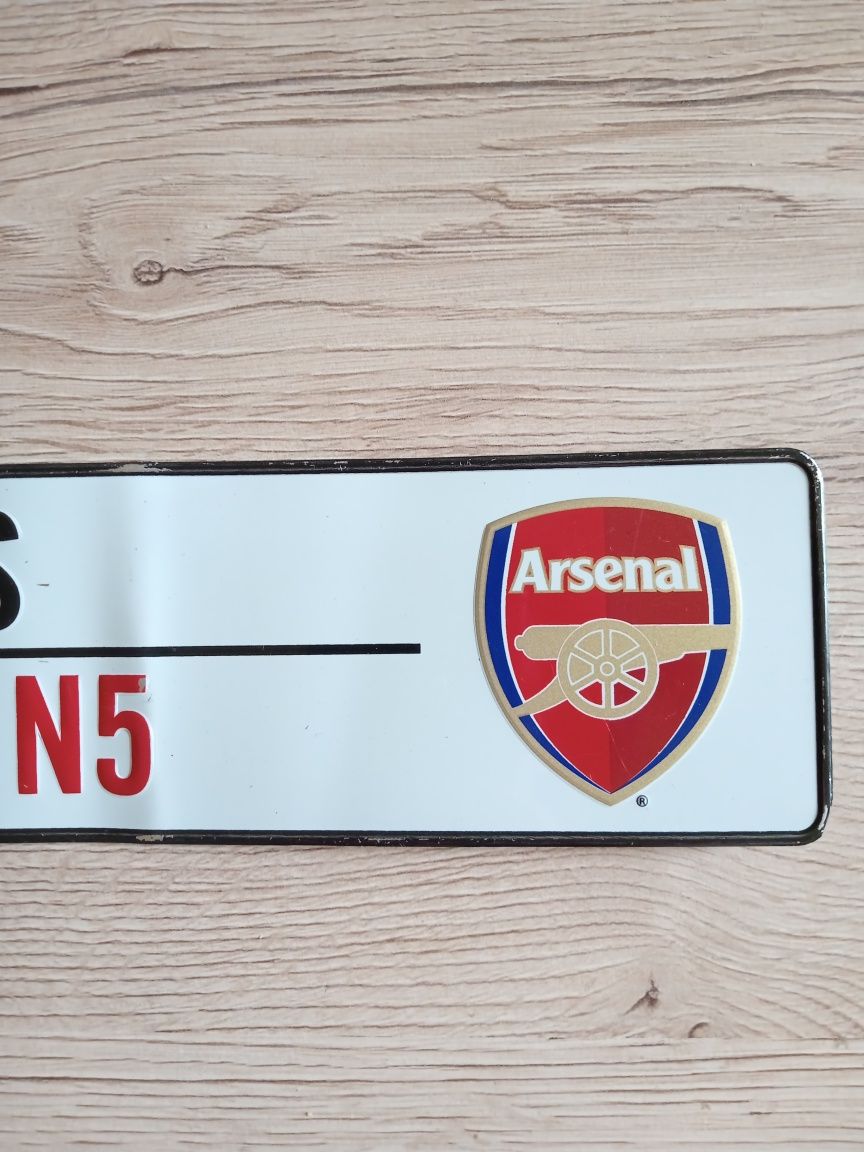 Klub piłkarski Arsenal tabliczka magnes znak drogowy