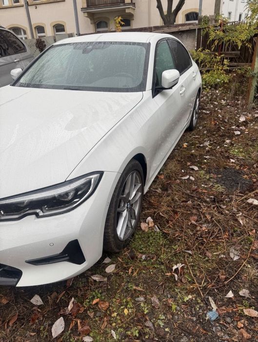 Шрот розборка BMW G20 фара крило капот бампер двері кпп руль фонарь