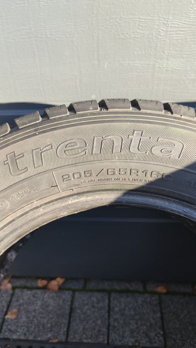 Opony zimowe r16 205/65