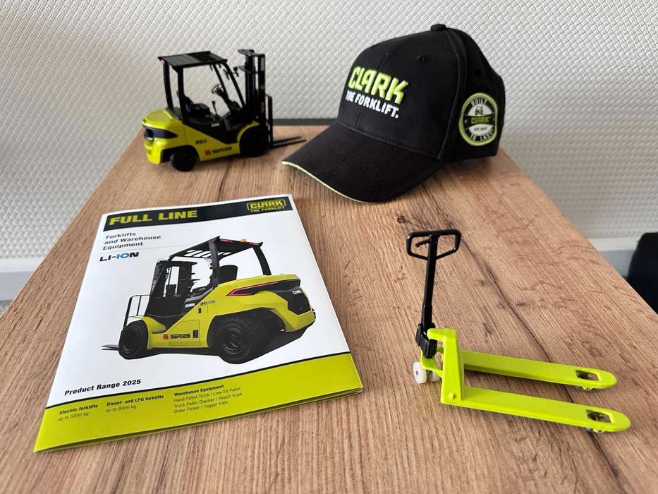 Газовий навантажувач Clark CMP-50-SL