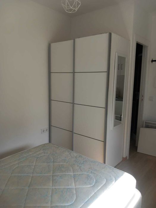 PORTO. Arrenda-se a Estudantes (2-3) APARTAMENTO T1 e ESTÚDIO