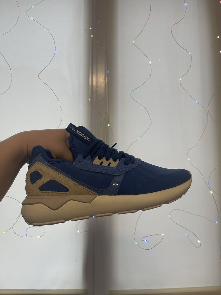 Adidas originals tubular runner