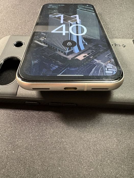 Google Pixel 8a 8/128GB (Porcelain) + Spigen