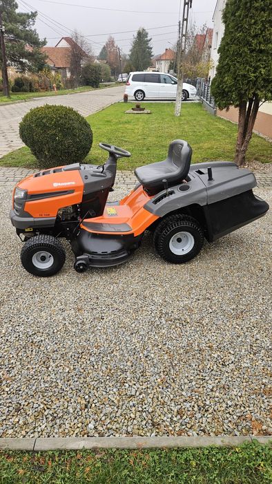 Traktorek kosiarka Husqvarna  TC138