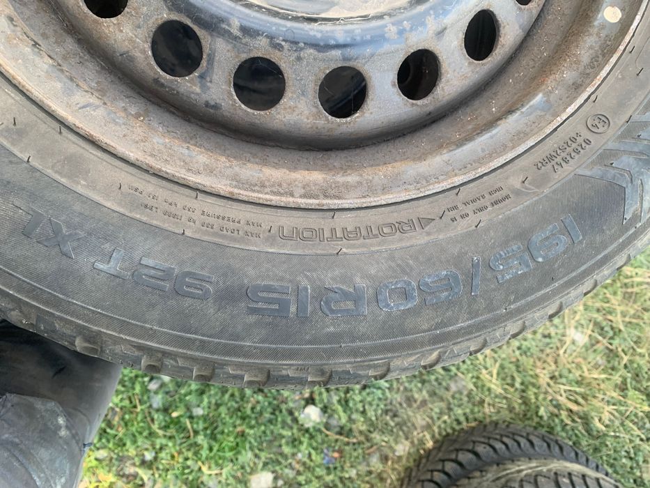 Продам в харошому стані скати