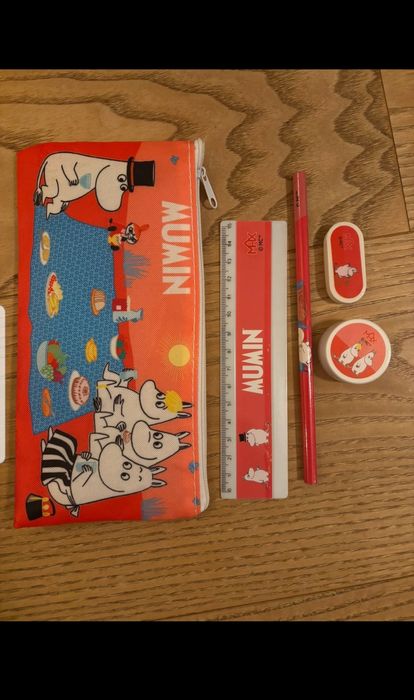 Przybory szkolne Moomin. Piórnik Muminki. Saszetka.