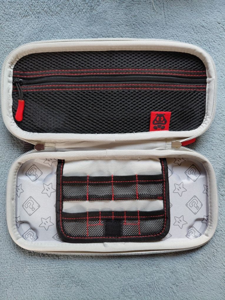 Pokrowiec na nintedo switch