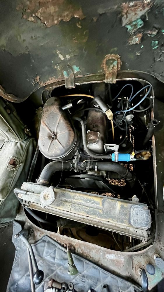 Автомобіль УАЗ 452 на ходу, потребує уваги