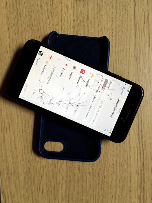 iPhone 7 32GB (rozbity wyświetlacz)