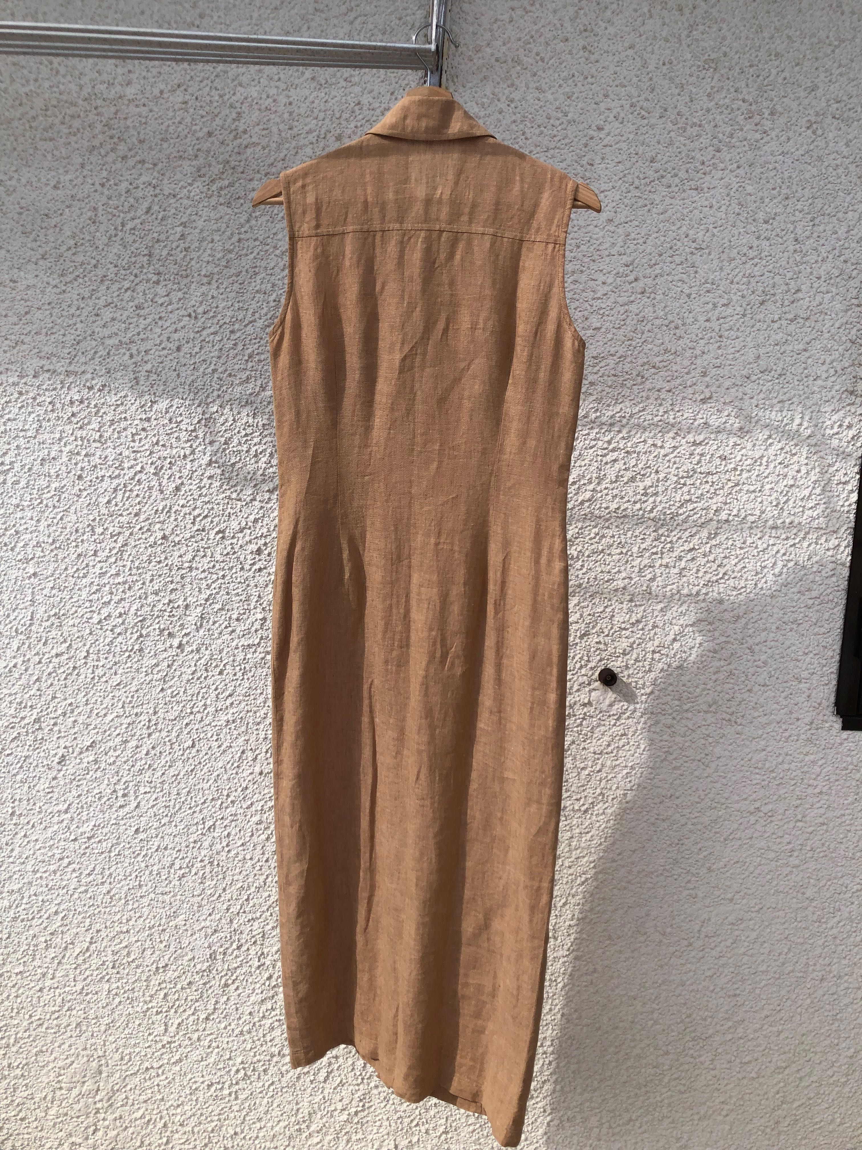 Vestido comprido bege