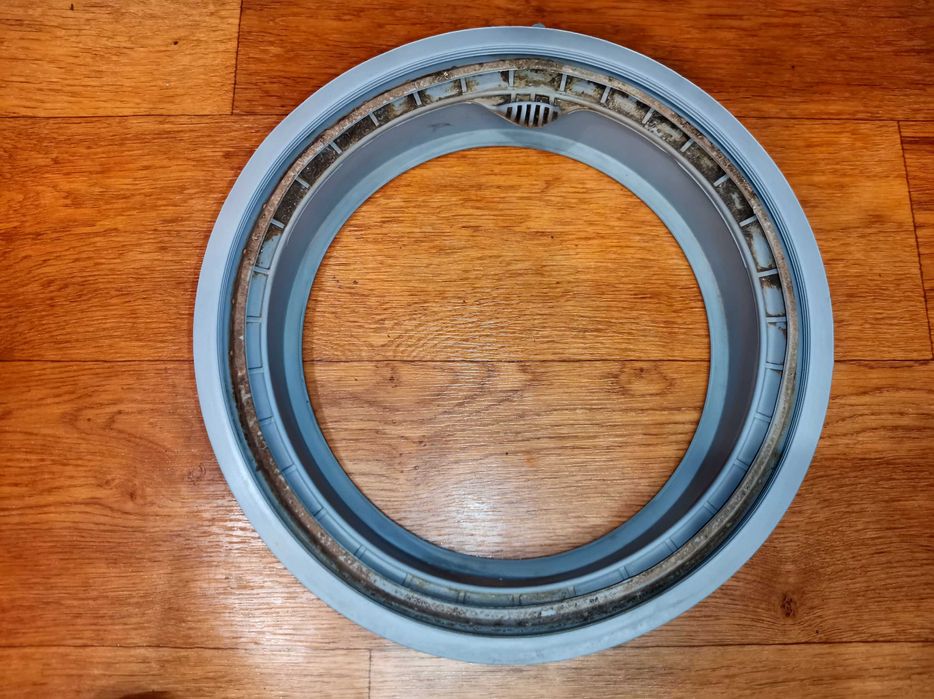 Манжета люка прокладка двери стиральной машины Ariston 144001109