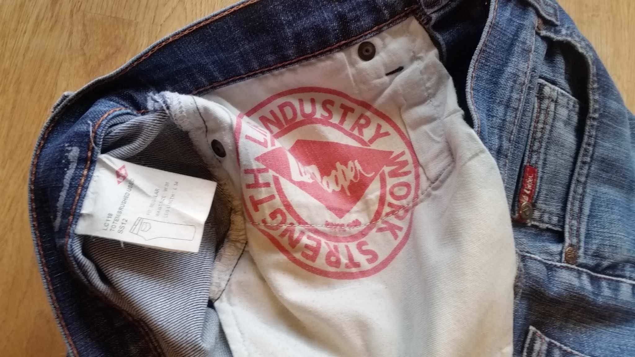 dla wysokiego Lee Cooper straight Loose W31 L34 luźne w30 w32 levis