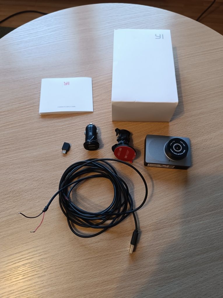 Kamerka samochodowa Xiaomi Yi Dash Cam rejestrator trasy Xiaoyi zestaw