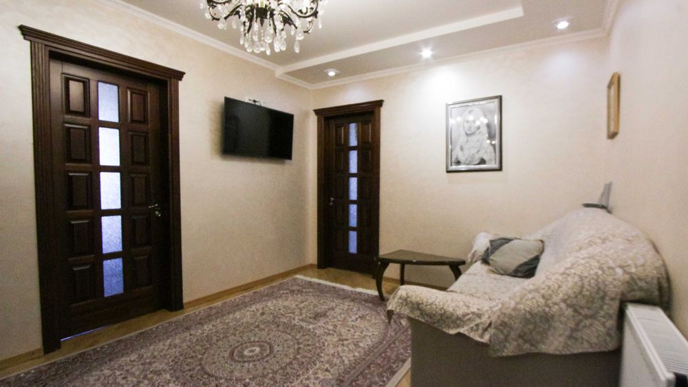 Продається стильна трикімнатна квартира