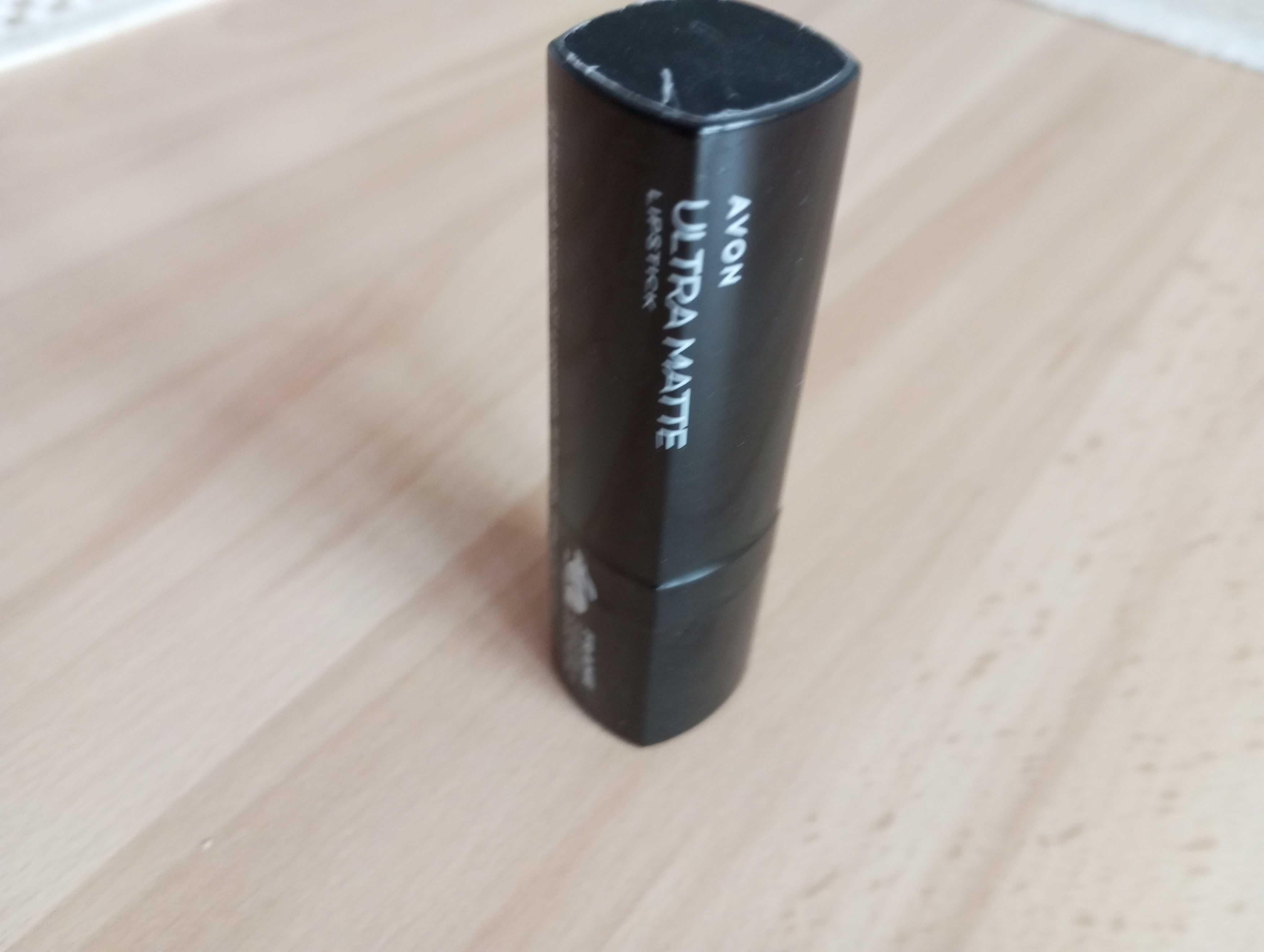Avon Ultramatowa Szminka Pure Pink 3,6g