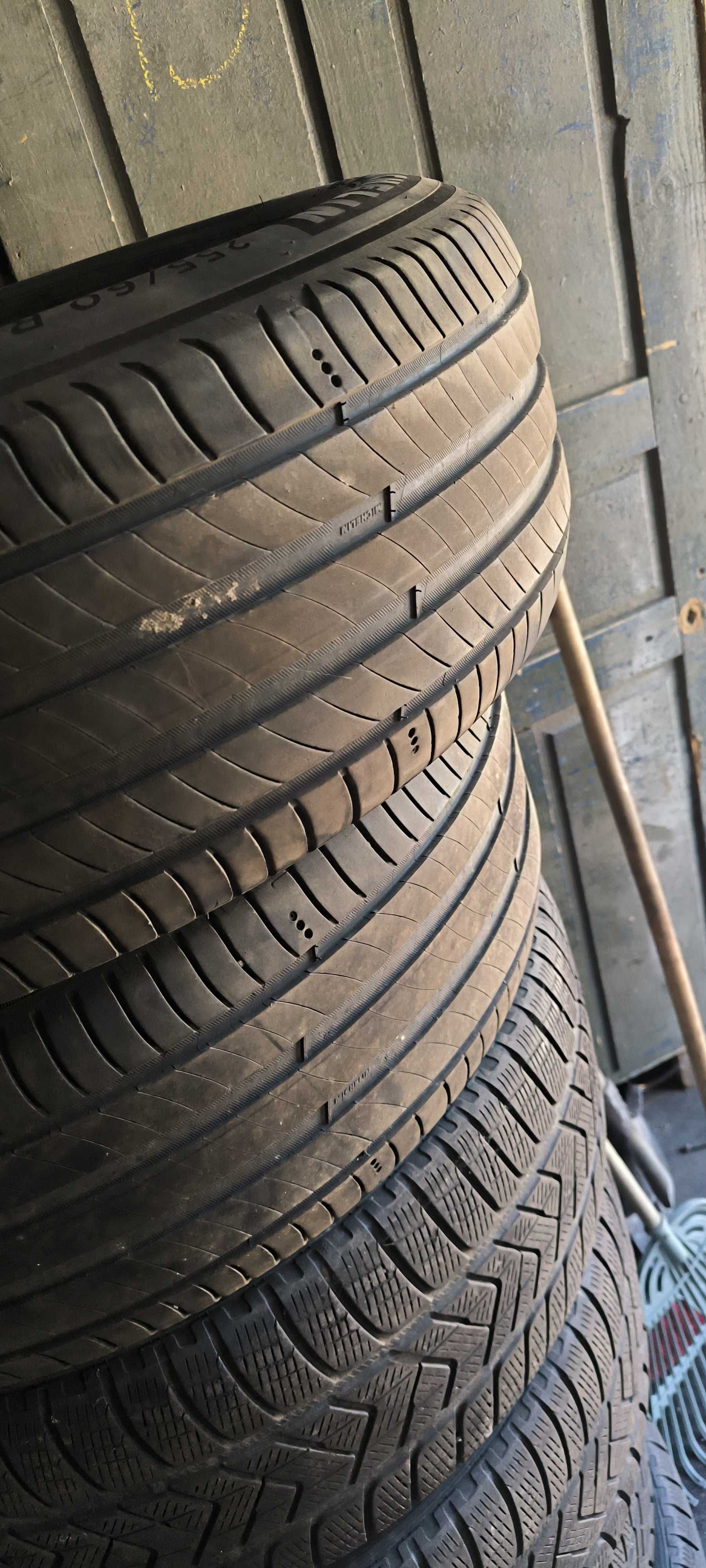Продам шини майже нові  255/60/18R