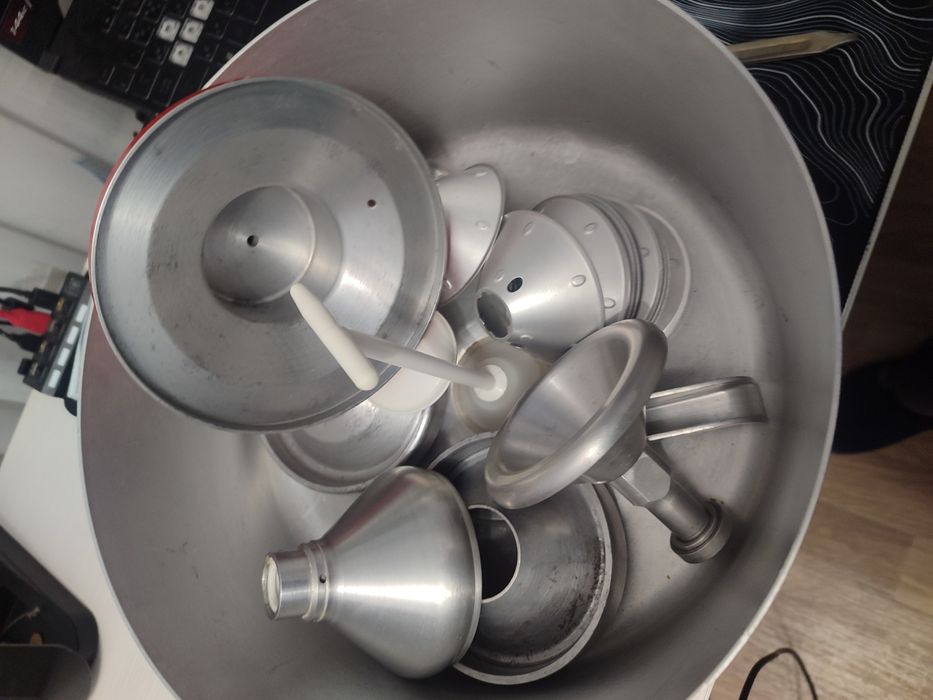 Сепаратор Мотор Січ СЦМ-80 повністю металевий майже новий .