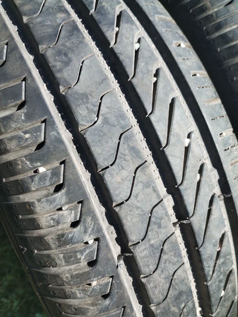 Dwie opony letnie 165/60R14 bieżnik ok 7 mm polecam