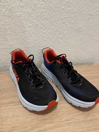 Hoka Rincon 3