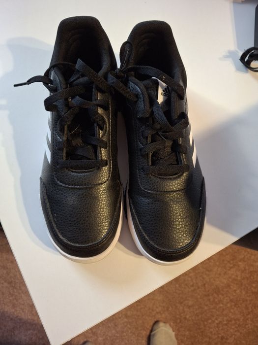 Sprzedam buty adidasa rozmiar 37