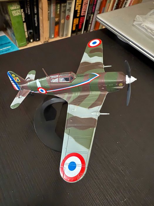 Morane-Saulnier MS406. 1940 . 1:72 - World War II Planes - França