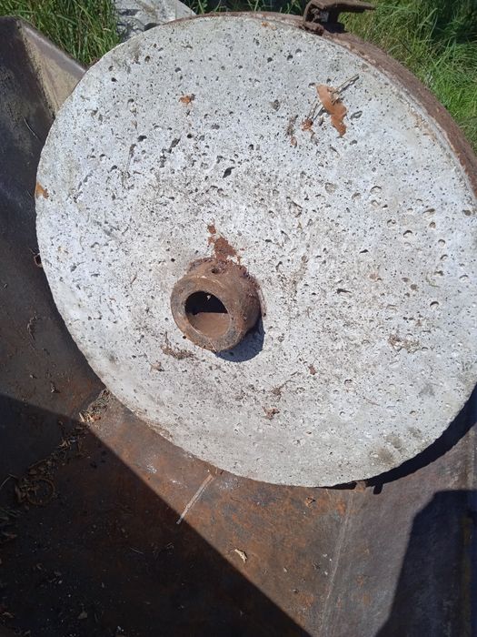 Kamienie śrutownika fi50