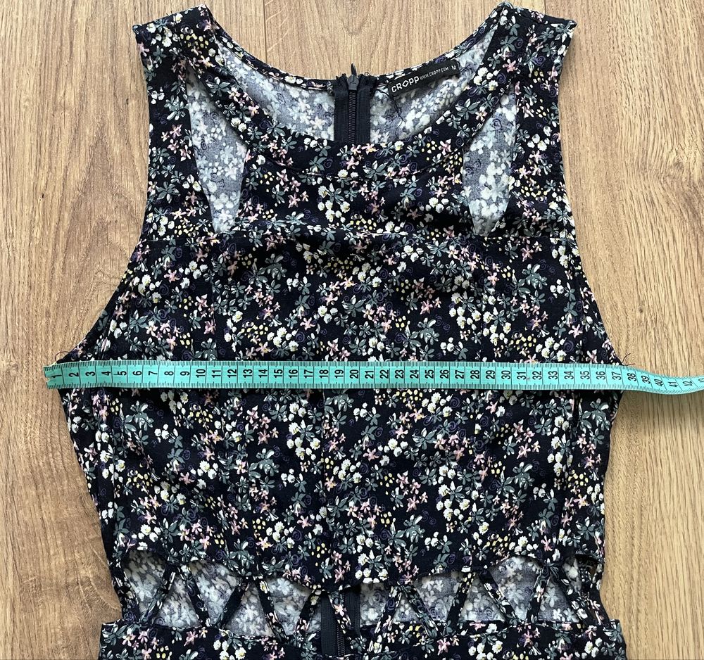 Letnia sukienka Cropp