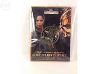 Os Jogos da Fome Hunger Games - Pin Mockingjay Em Chamas- novo selado