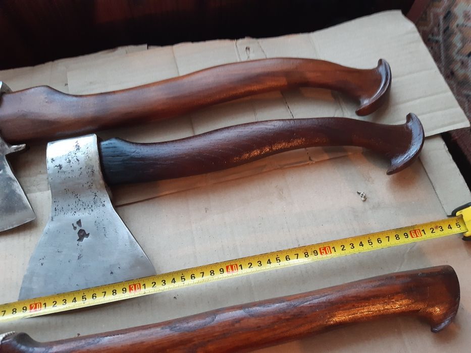 Старие топорики отличного качества.