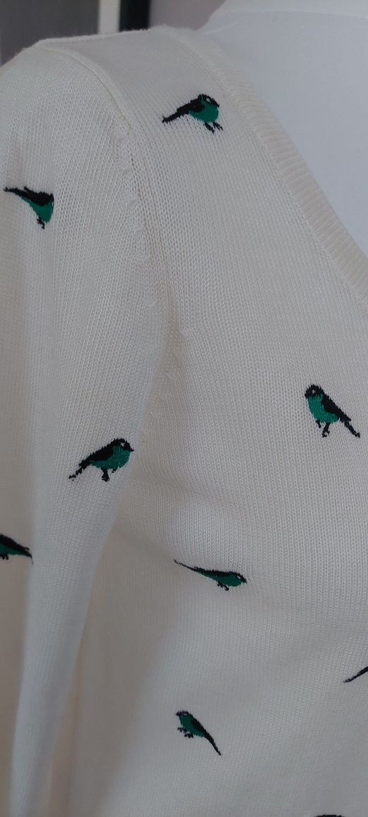 Peacocks r.38 uroczy sweterek rozpinany w ptaki/ptaszki
