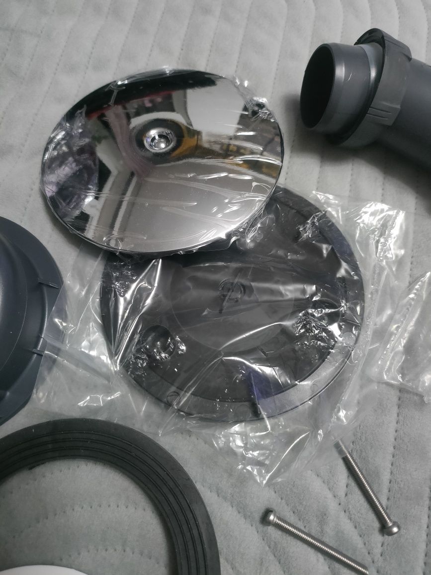 Odpływ brodzikowy niski 90mm czarny slim wirquin