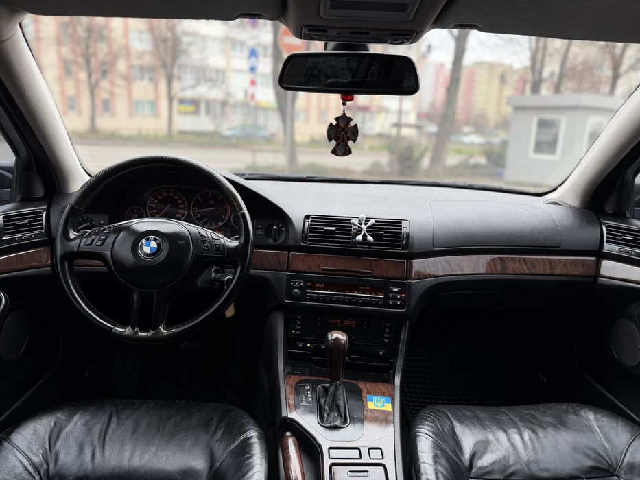 BMW 525 E39 2002 рік 2.5 дизель