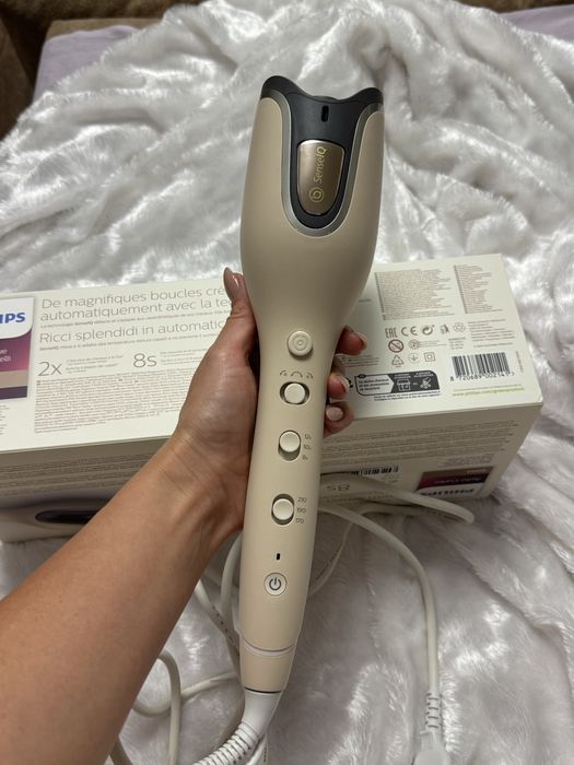 PHILIPS Auto Curler 8000 з технологією SenseIQ