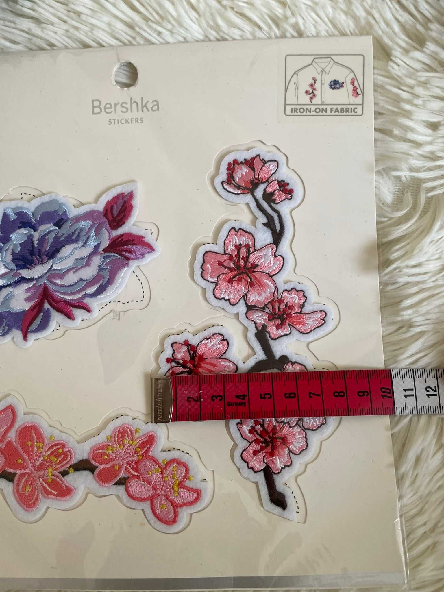 Bershka naprasowanki naszywki termo aplikacje kwiaty wiśnia sakura y2k