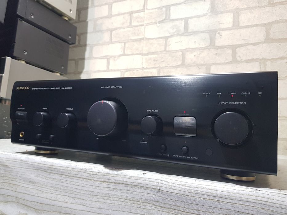 Стерео усилитель/підсилювач  Kenwood KA-2050+1  2х70Вт б/у з Німеч