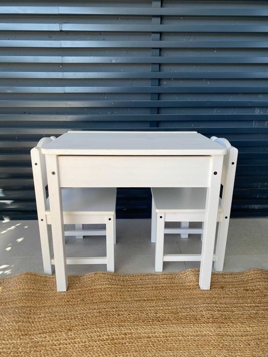 Conjunto secretária e cadeiras para criança SUNDVIK IKEA