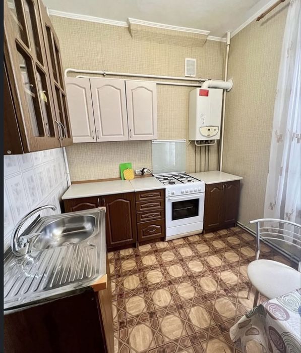 Сдам 2-комнатную с АГВ проспект Независимости /Бессарабской