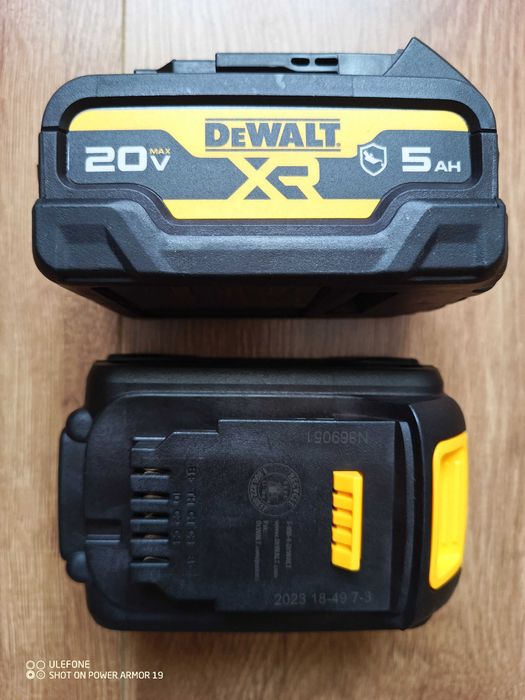 DeWalt DCB205, DCB205-2 20V Max Li-ion Battery