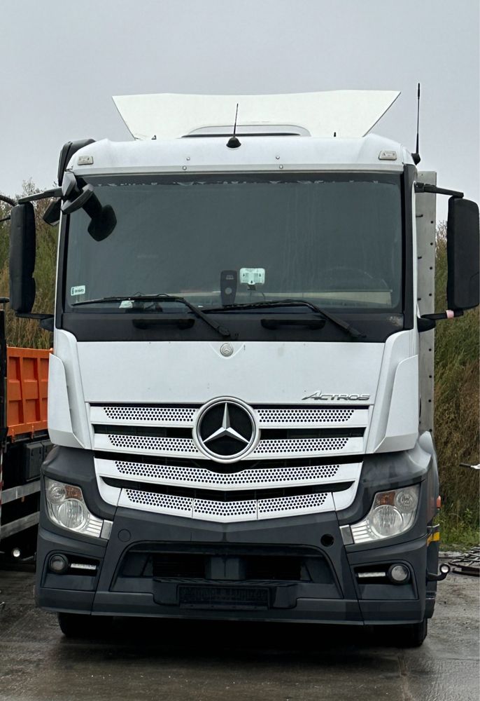 Owiewka mercedes actros mp4