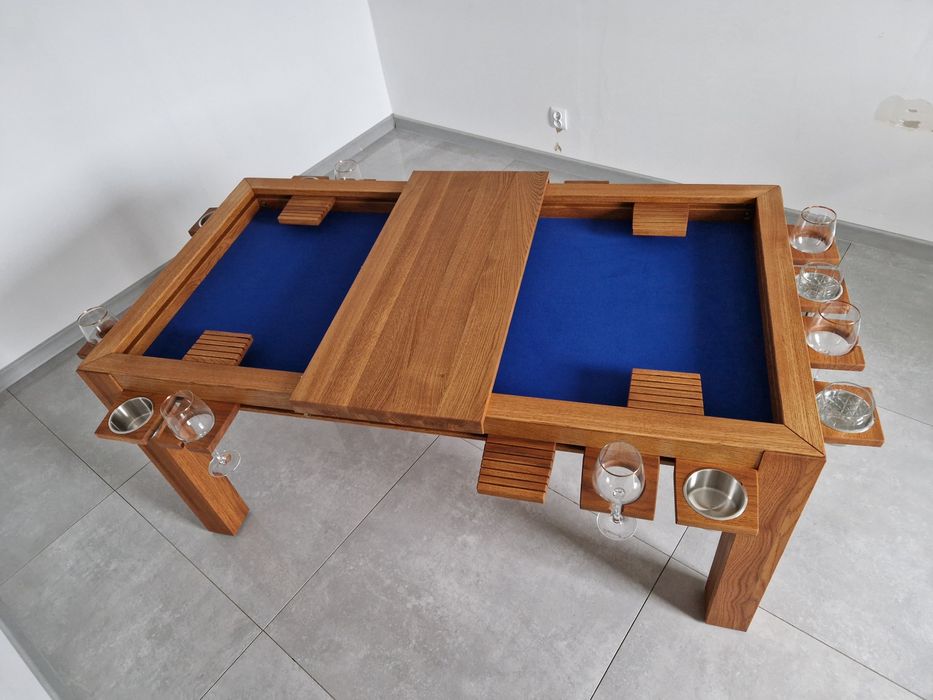Stół do gier planszowych