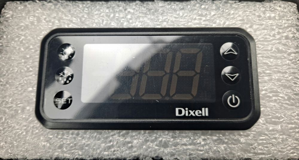 Controlador de Temperatura Dixell XR75CH Novo.