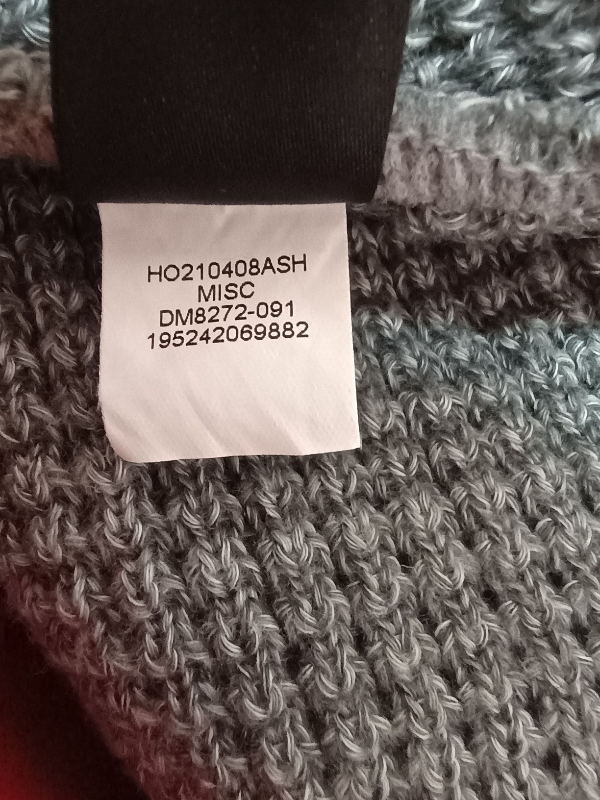 Шапка чоловіча сіра  jordan beanie utility metal jm dm8272-091, nike